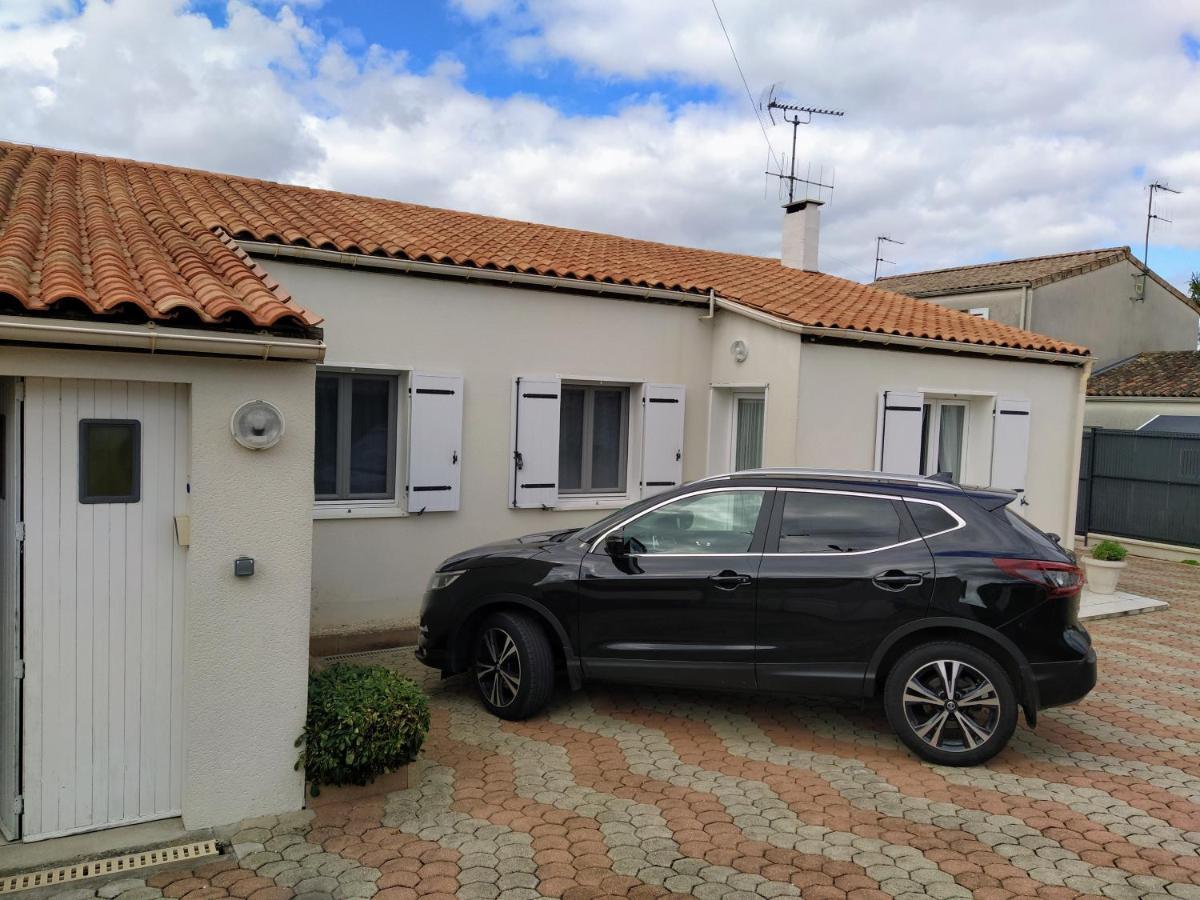 Maison Plain Pied Avec Jardin, Terrasse Et Veranda Cognac Eksteriør billede